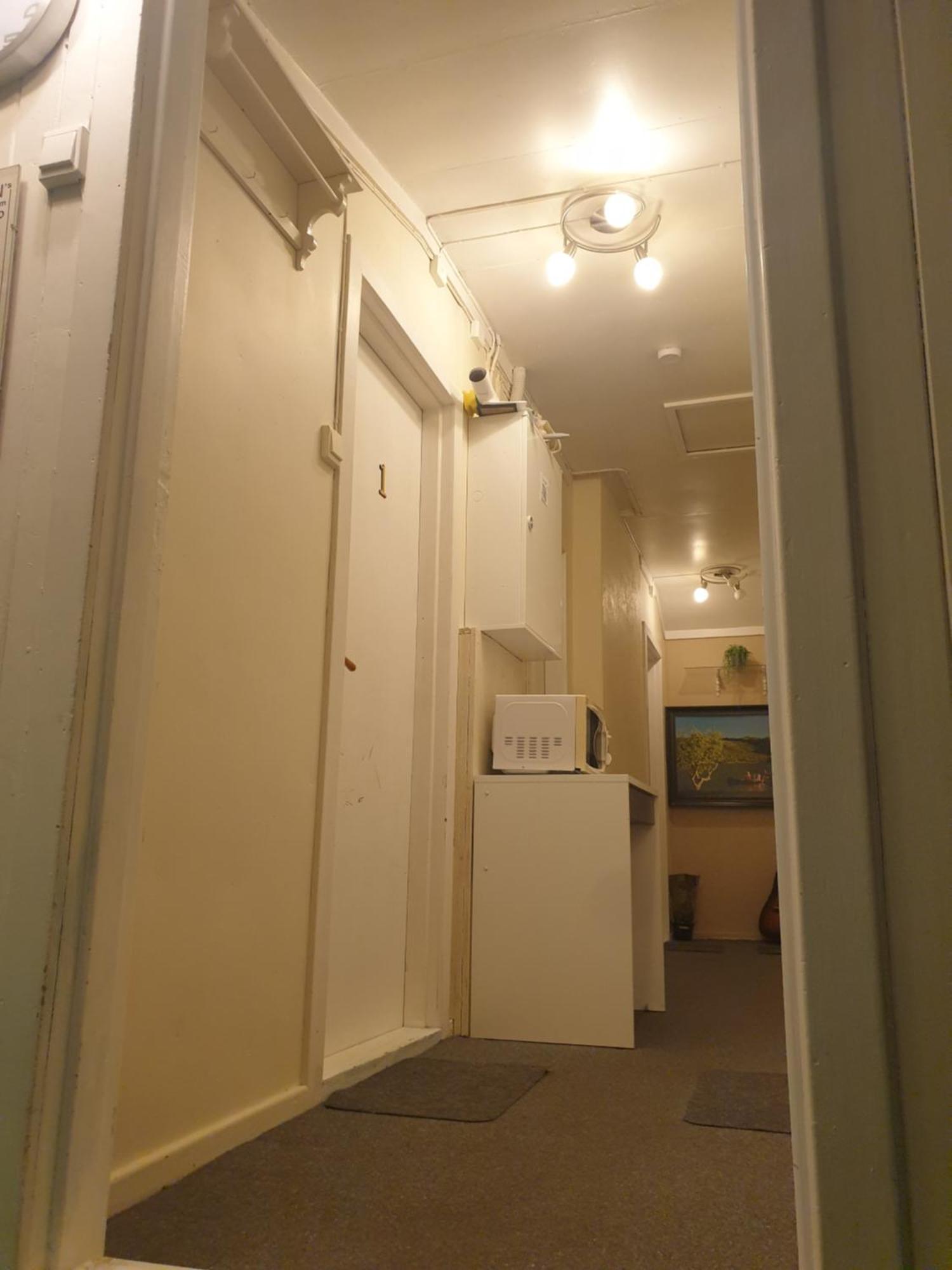 Holiday Rooms Gol Luaran gambar